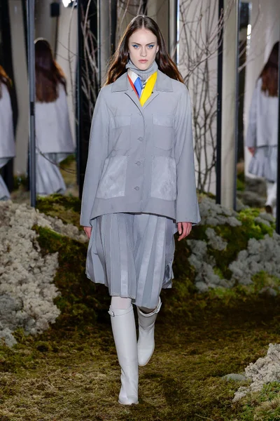 Look 2